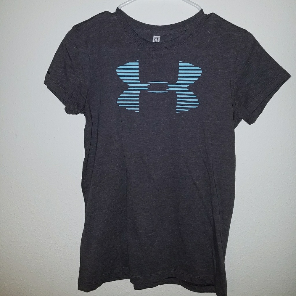 Under Armour T-shirt NWOT
